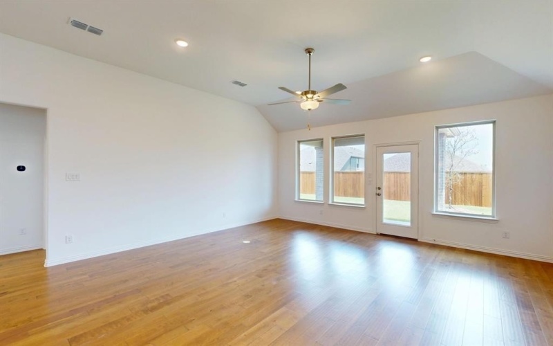 3516 Water Lily Way, Celina, TX 75009, 4 Bedrooms Bedrooms, ,3 BathroomsBathrooms,Residential,For Sale,3516 Water Lily Way,20842336