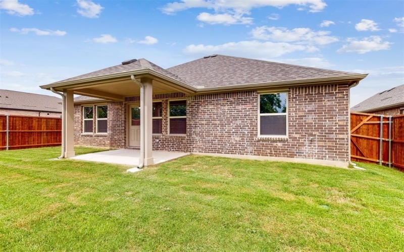 3309 Fortress Way, Denton, TX 76208, 3 Bedrooms Bedrooms, ,2 BathroomsBathrooms,Residential,For Sale,3309 Fortress Way,20860866