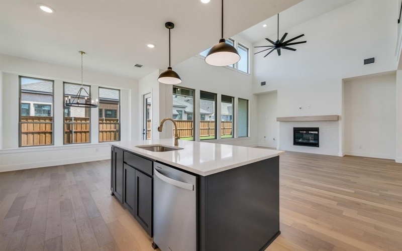 834 Shady Oaks Drive, Rockwall, TX 75087, 4 Bedrooms Bedrooms, ,3 BathroomsBathrooms,Residential,For Sale,834 Shady Oaks Drive,20820282