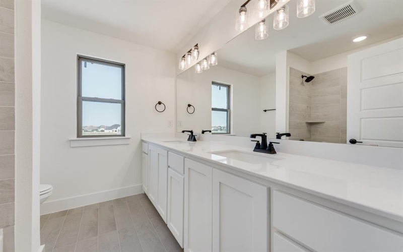 834 Shady Oaks Drive, Rockwall, TX 75087, 4 Bedrooms Bedrooms, ,3 BathroomsBathrooms,Residential,For Sale,834 Shady Oaks Drive,20820282