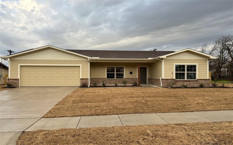1727 Russell Drive, Garland, TX 75040, 4 Bedrooms Bedrooms, ,2 BathroomsBathrooms,Residential,For Sale,1727 Russell Drive,20865101