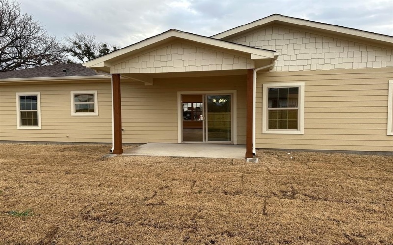 1727 Russell Drive, Garland, TX 75040, 4 Bedrooms Bedrooms, ,2 BathroomsBathrooms,Residential,For Sale,1727 Russell Drive,20865101