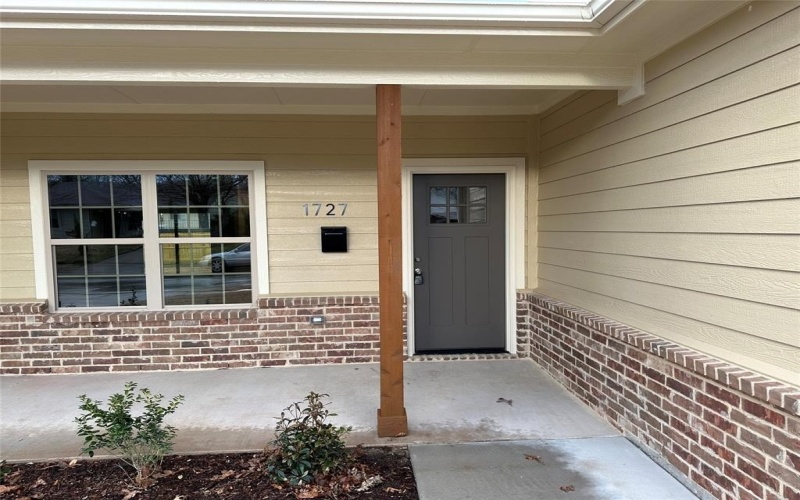 1727 Russell Drive, Garland, TX 75040, 4 Bedrooms Bedrooms, ,2 BathroomsBathrooms,Residential,For Sale,1727 Russell Drive,20865101