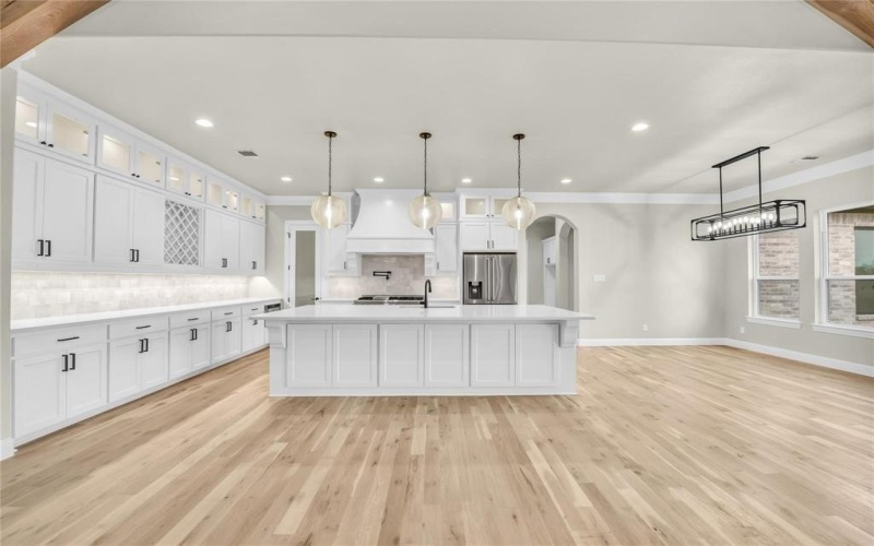 140 Dan Russell Bend, Weatherford, TX 76087, 4 Bedrooms Bedrooms, ,3 BathroomsBathrooms,Residential,For Sale,140 Dan Russell Bend,20865381
