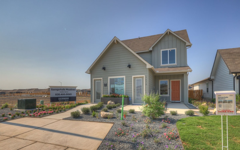 2645 Burger Ave, Dallas, TX 75215, 3 Bedrooms Bedrooms, ,3 BathroomsBathrooms,Single Family Unit, Burger,1045