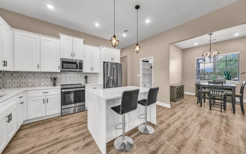 5513 Firewood Trail, Granbury, TX 76048, 3 Habitaciones Habitaciones , ,2 BañosBaños,Residential,En Venta,5513 Firewood Trail,20886953