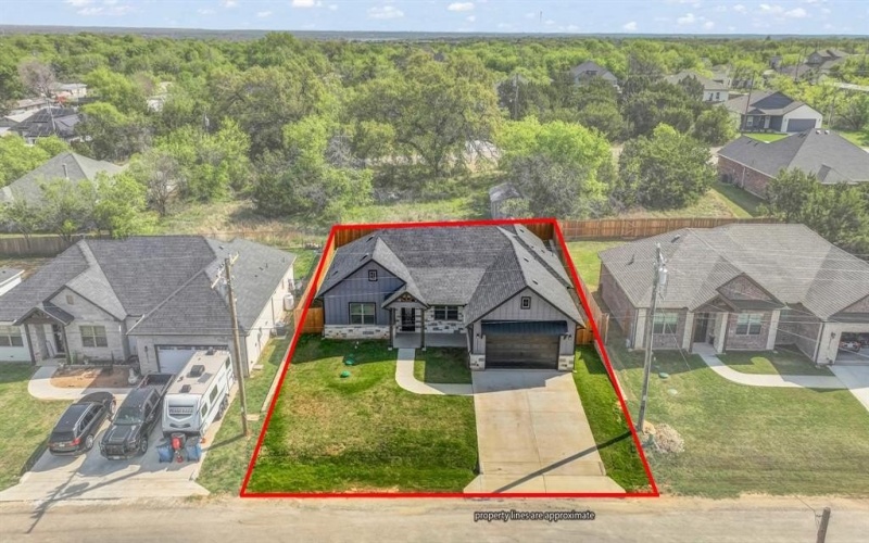 5513 Firewood Trail, Granbury, TX 76048, 3 Habitaciones Habitaciones , ,2 BañosBaños,Residential,En Venta,5513 Firewood Trail,20886953