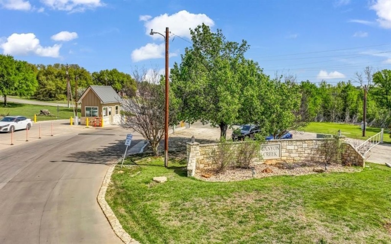 5513 Firewood Trail, Granbury, TX 76048, 3 Habitaciones Habitaciones , ,2 BañosBaños,Residential,En Venta,5513 Firewood Trail,20886953