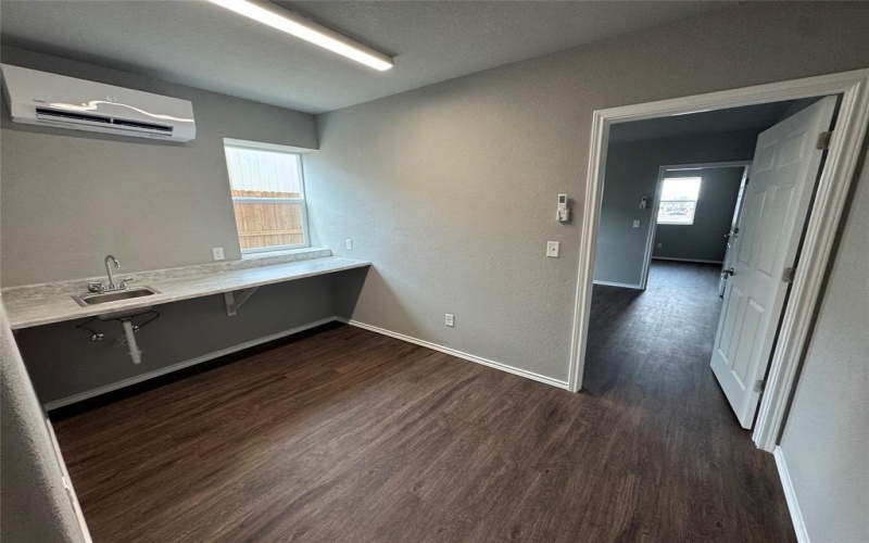 3603 Plaza East Court, Granbury, TX 76048, ,Commercial Sale,For Sale,3603 Plaza East Court,20870296
