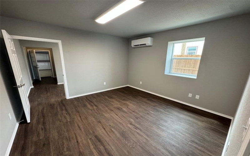 3603 Plaza East Court, Granbury, TX 76048, ,Commercial Sale,For Sale,3603 Plaza East Court,20870296