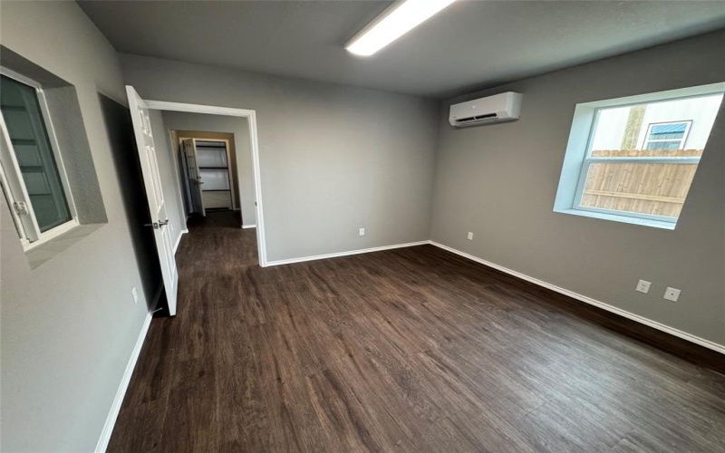 3603 Plaza East Court, Granbury, TX 76048, ,Commercial Sale,For Sale,3603 Plaza East Court,20870296