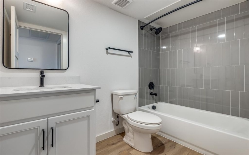 715 N Lancaster Avenue #603, Dallas, TX 75203, 2 Habitaciones Habitaciones , ,1 BañoBaños,Residential Lease,En Alquiler,715 N Lancaster Avenue,20892500