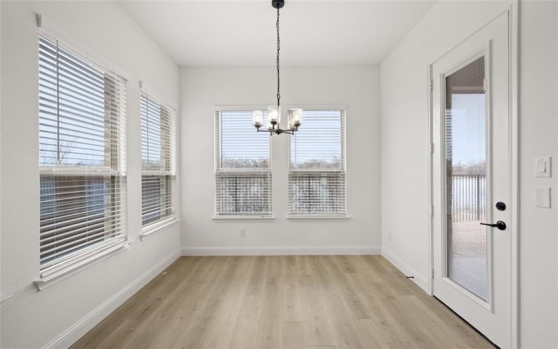 208 Allegheny Drive, Burleson, TX 76028, 5 Habitaciones Habitaciones , ,3 BañosBaños,Residential,En Venta,208 Allegheny Drive,20896963