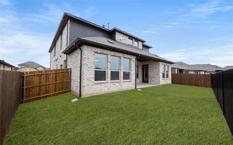 208 Allegheny Drive, Burleson, TX 76028, 5 Habitaciones Habitaciones , ,3 BañosBaños,Residential,En Venta,208 Allegheny Drive,20896963