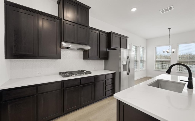 208 Allegheny Drive, Burleson, TX 76028, 5 Habitaciones Habitaciones , ,3 BañosBaños,Residential,En Venta,208 Allegheny Drive,20896963