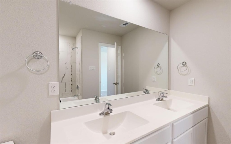1144 Birchwood Drive, Crowley, TX 76036, 4 Habitaciones Habitaciones , ,3 BañosBaños,Residential,En Venta,1144 Birchwood Drive,20813971