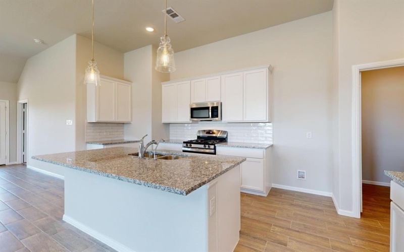 1144 Birchwood Drive, Crowley, TX 76036, 4 Habitaciones Habitaciones , ,3 BañosBaños,Residential,En Venta,1144 Birchwood Drive,20813971