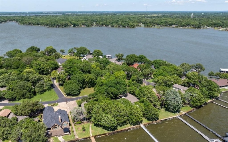 697 Enchanted Isles Drive, Mabank, TX 75156, 2 Habitaciones Habitaciones , ,2 BañosBaños,Residential,En Venta,697 Enchanted Isles Drive,20872943