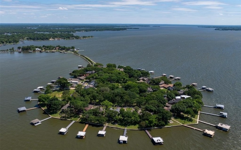697 Enchanted Isles Drive, Mabank, TX 75156, 2 Habitaciones Habitaciones , ,2 BañosBaños,Residential,En Venta,697 Enchanted Isles Drive,20872943