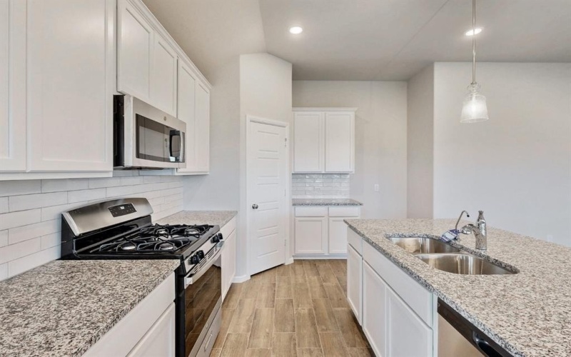 721 Merry Summit Road, Lavon, TX 75166, 4 Bedrooms Bedrooms, ,3 BathroomsBathrooms,Residential,For Sale,721 Merry Summit Road,20840213