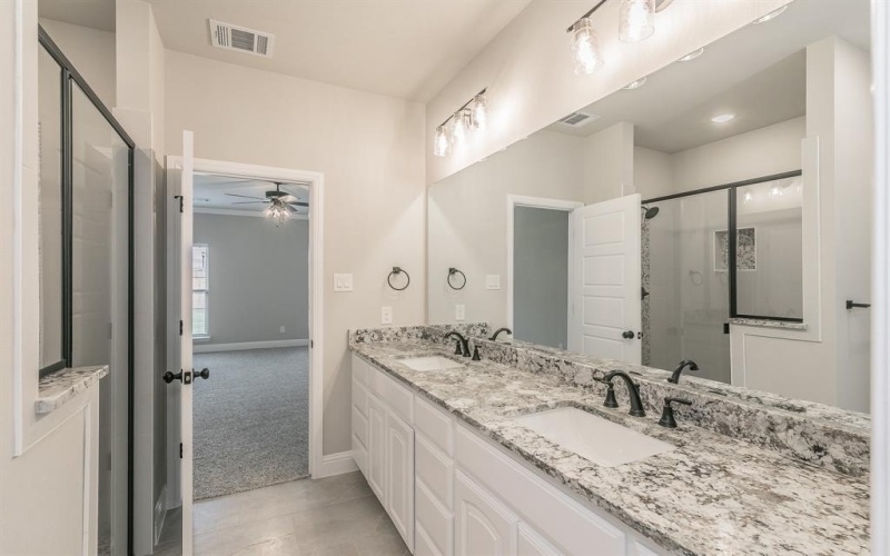 214 Navajo Trail, Alvarado, TX 76009, 3 Bedrooms Bedrooms, ,2 BathroomsBathrooms,Residential,For Sale,214 Navajo Trail,20859231