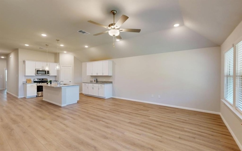 409 Forsyth Drive, Princeton, TX 75407, 3 Bedrooms Bedrooms, ,2 BathroomsBathrooms,Residential,For Sale,409 Forsyth Drive,20870568