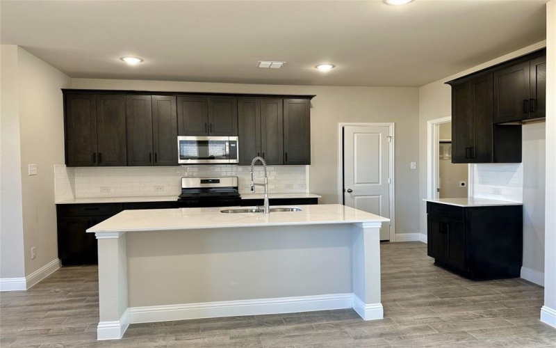 1504 Newcastle Lane, Forney, TX 75126, 4 Habitaciones Habitaciones , ,2 BañosBaños,Residential Lease,En Alquiler,1504 Newcastle Lane,20899400
