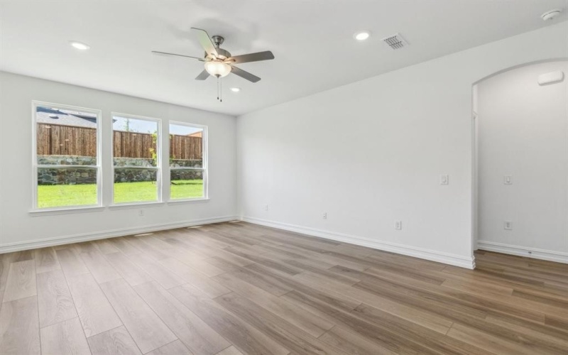1416 Holmes Street, Celina, TX 75009, 5 Bedrooms Bedrooms, ,3 BathroomsBathrooms,Residential,For Sale,1416 Holmes Street,20870575