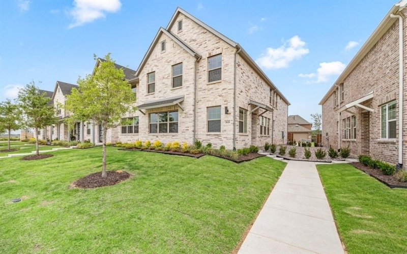 2624 Red Tailed Hawk Lane, McKinney, TX 75071, 3 Bedrooms Bedrooms, ,2 BathroomsBathrooms,Residential,For Sale,2624 Red Tailed Hawk Lane,20907767
