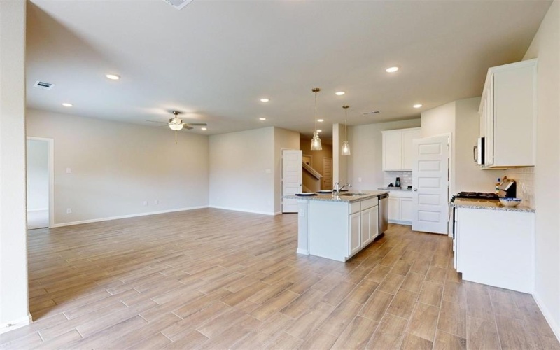 1133 Chandler Drive, Crowley, TX 76036, 5 Bedrooms Bedrooms, ,3 BathroomsBathrooms,Residential,For Sale,1133 Chandler Drive,20817971