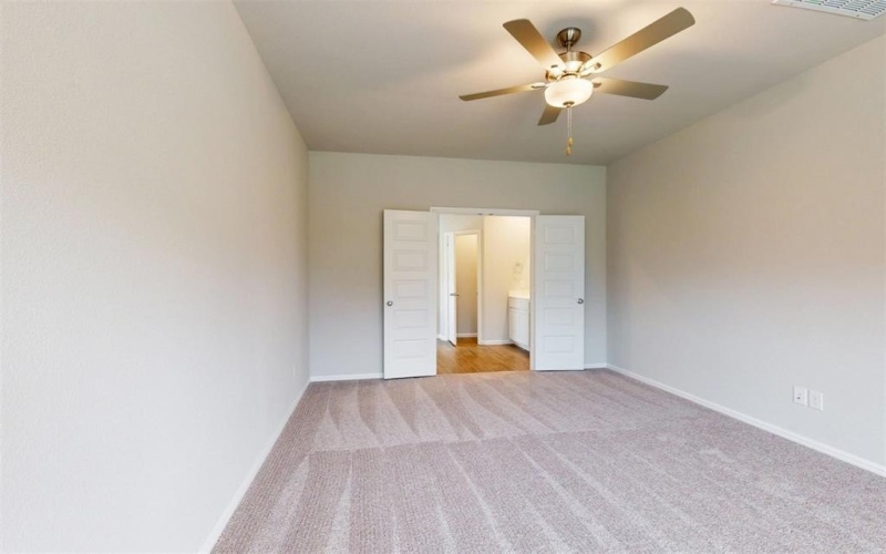 1133 Chandler Drive, Crowley, TX 76036, 5 Bedrooms Bedrooms, ,3 BathroomsBathrooms,Residential,For Sale,1133 Chandler Drive,20817971