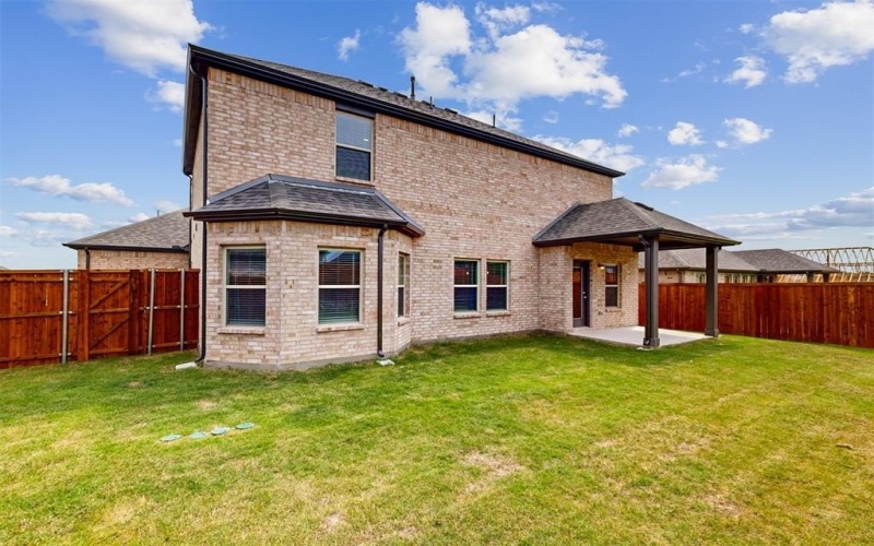 1133 Chandler Drive, Crowley, TX 76036, 5 Bedrooms Bedrooms, ,3 BathroomsBathrooms,Residential,For Sale,1133 Chandler Drive,20817971