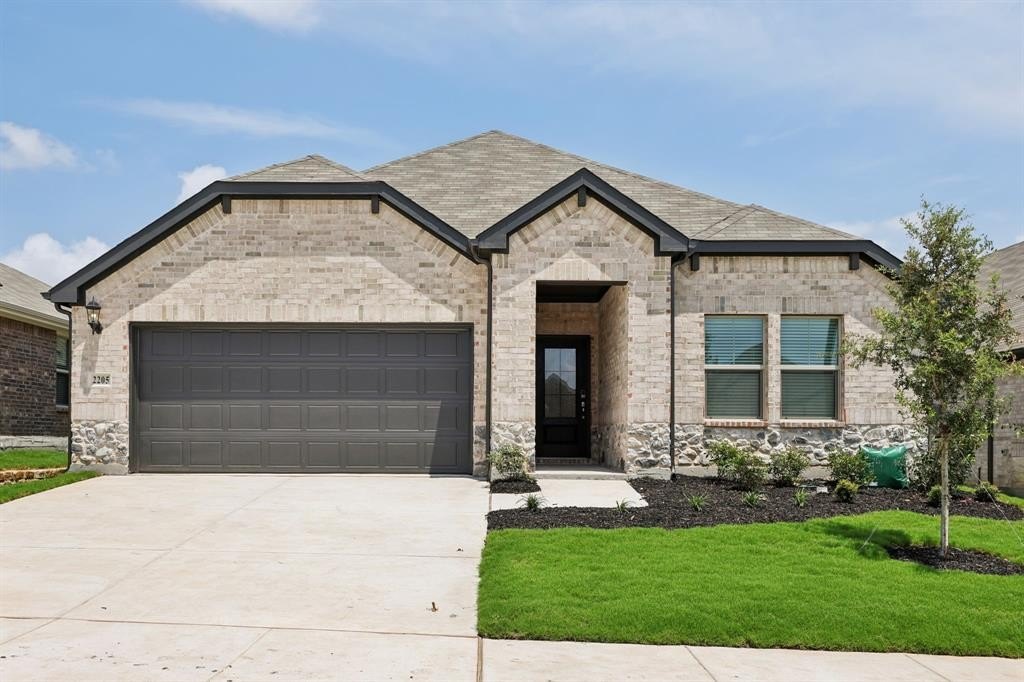 2205 Dunbar Drive, Sherman, TX 75092, 3 Bedrooms Bedrooms, ,3 BathroomsBathrooms,Residential,For Sale,2205 Dunbar Drive,20893273