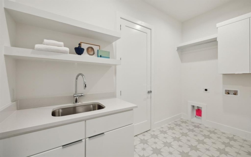 410 Kirkwood Drive, Dallas, TX 75218, 4 Bedrooms Bedrooms, ,3 BathroomsBathrooms,Residential,For Sale,410 Kirkwood Drive,20824804