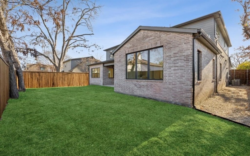 410 Kirkwood Drive, Dallas, TX 75218, 4 Bedrooms Bedrooms, ,3 BathroomsBathrooms,Residential,For Sale,410 Kirkwood Drive,20824804