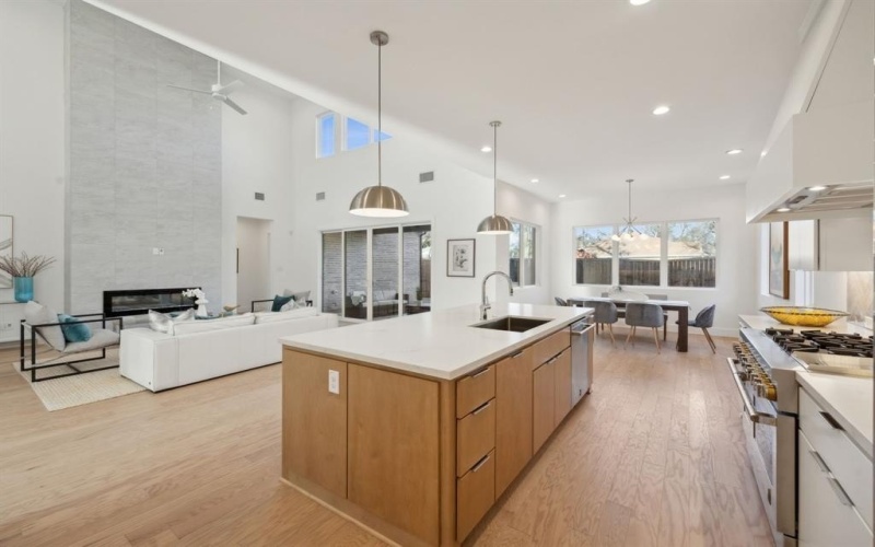 410 Kirkwood Drive, Dallas, TX 75218, 4 Bedrooms Bedrooms, ,3 BathroomsBathrooms,Residential,For Sale,410 Kirkwood Drive,20824804