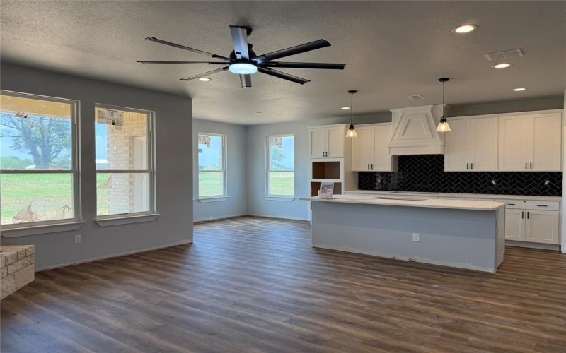 441 Guadalupe Trail, Springtown, TX 76087, 9 Bedrooms Bedrooms, ,5 BathroomsBathrooms,Residential,For Sale,441 Guadalupe Trail,20866401