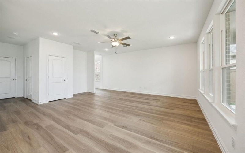 244 Kistler Drive, Little Elm, TX 76227, 3 Bedrooms Bedrooms, ,2 BathroomsBathrooms,Residential,For Sale,244 Kistler Drive,20885158