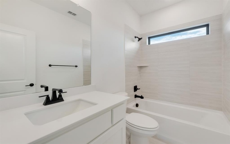 824 Shady Oaks Drive, Rockwall, TX 75087, 4 Bedrooms Bedrooms, ,5 BathroomsBathrooms,Residential,For Sale,824 Shady Oaks Drive,20821838