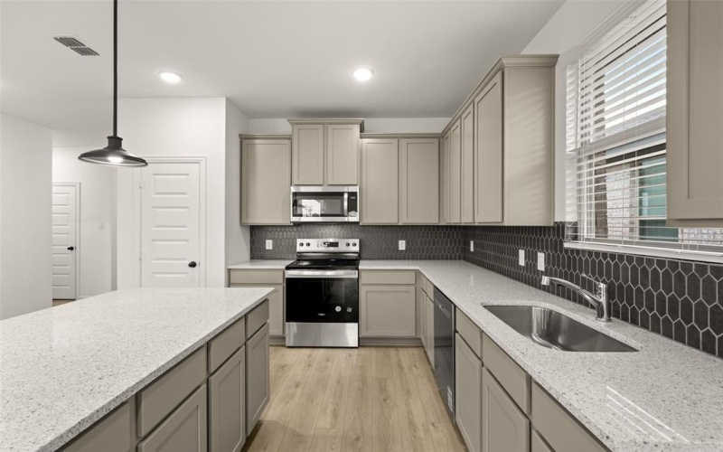 3133 Manchester, Cleburne, TX 76031, 3 Bedrooms Bedrooms, ,2 BathroomsBathrooms,Residential,For Sale,3133 Manchester,20910764