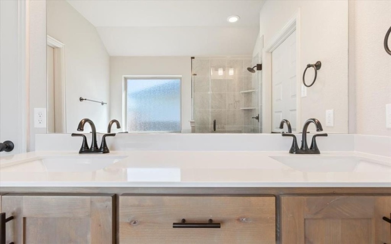 514 Geyser Trail, Waco, TX 76657, 3 Bedrooms Bedrooms, ,2 BathroomsBathrooms,Residential,For Sale,514 Geyser Trail,20914288