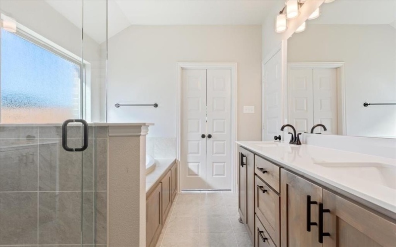 514 Geyser Trail, Waco, TX 76657, 3 Bedrooms Bedrooms, ,2 BathroomsBathrooms,Residential,For Sale,514 Geyser Trail,20914288