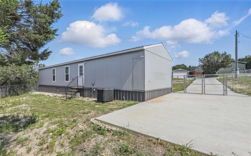 1010 Hopi Court, Granbury, TX 76048, 2 Bedrooms Bedrooms, ,2 BathroomsBathrooms,Residential Lease,For Rent,1010 Hopi Court,20912003
