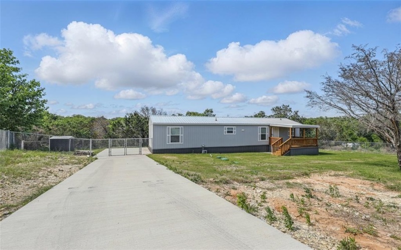 1010 Hopi Court, Granbury, TX 76048, 2 Bedrooms Bedrooms, ,2 BathroomsBathrooms,Residential Lease,For Rent,1010 Hopi Court,20912003