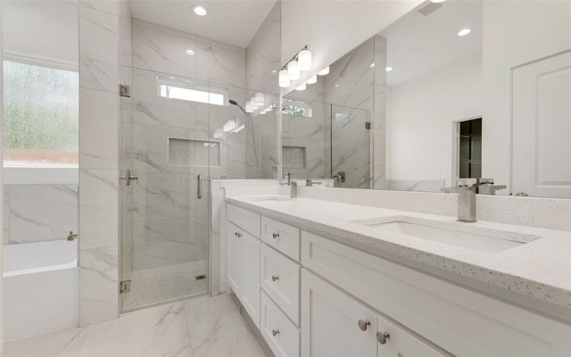 2534 Southland Street, Dallas, TX 75215, 4 Habitaciones Habitaciones , ,2 BañosBaños,Residential,En Venta,2534 Southland Street,20910136