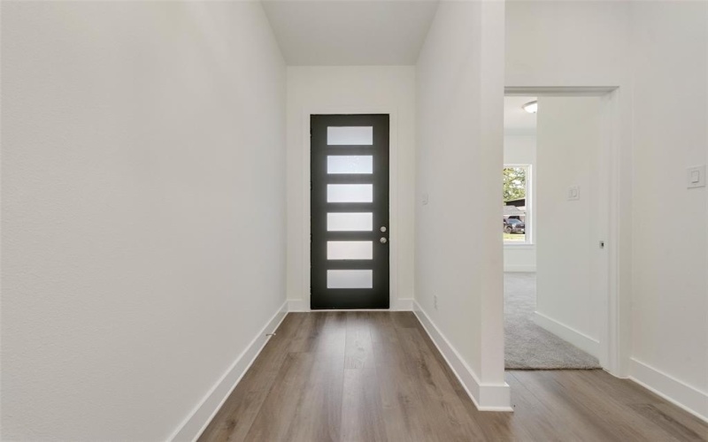 2534 Southland Street, Dallas, TX 75215, 4 Habitaciones Habitaciones , ,2 BañosBaños,Residential,En Venta,2534 Southland Street,20910136