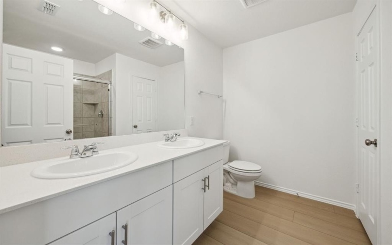 2420 Arbutus Drive, Forney, TX 75126, 4 Habitaciones Habitaciones , ,3 BañosBaños,Residential,En Venta,2420 Arbutus Drive,20907956