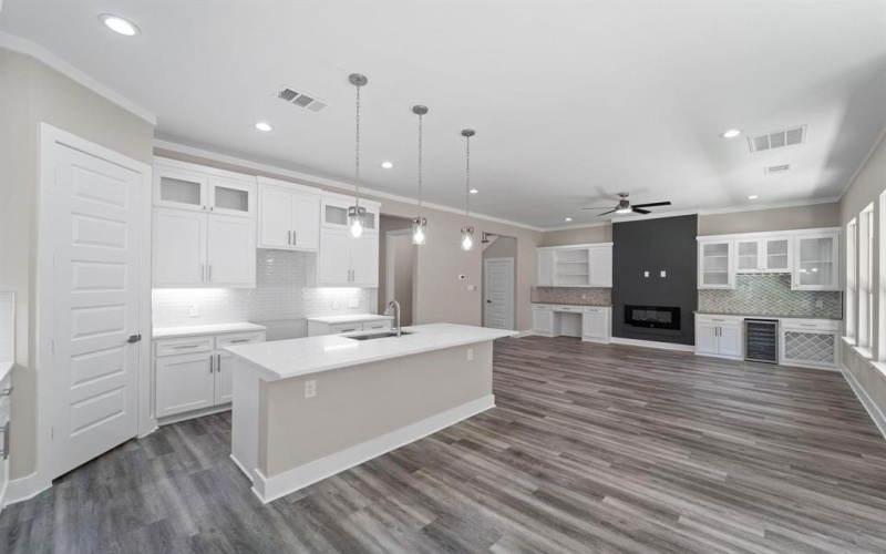 1320 Compton Street, Dallas, TX 75203, 4 Habitaciones Habitaciones , ,2 BañosBaños,Residential,En Venta,1320 Compton Street,20914539