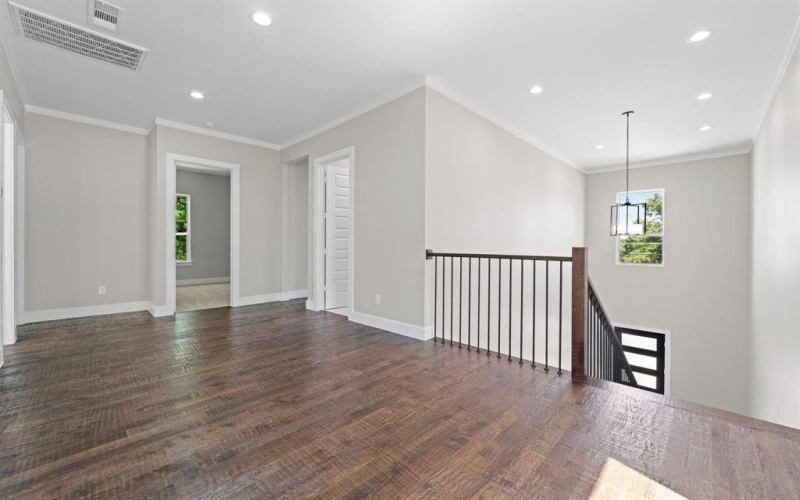 1320 Compton Street, Dallas, TX 75203, 4 Habitaciones Habitaciones , ,2 BañosBaños,Residential,En Venta,1320 Compton Street,20914539
