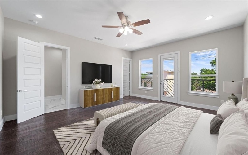 1320 Compton Street, Dallas, TX 75203, 4 Habitaciones Habitaciones , ,2 BañosBaños,Residential,En Venta,1320 Compton Street,20914539